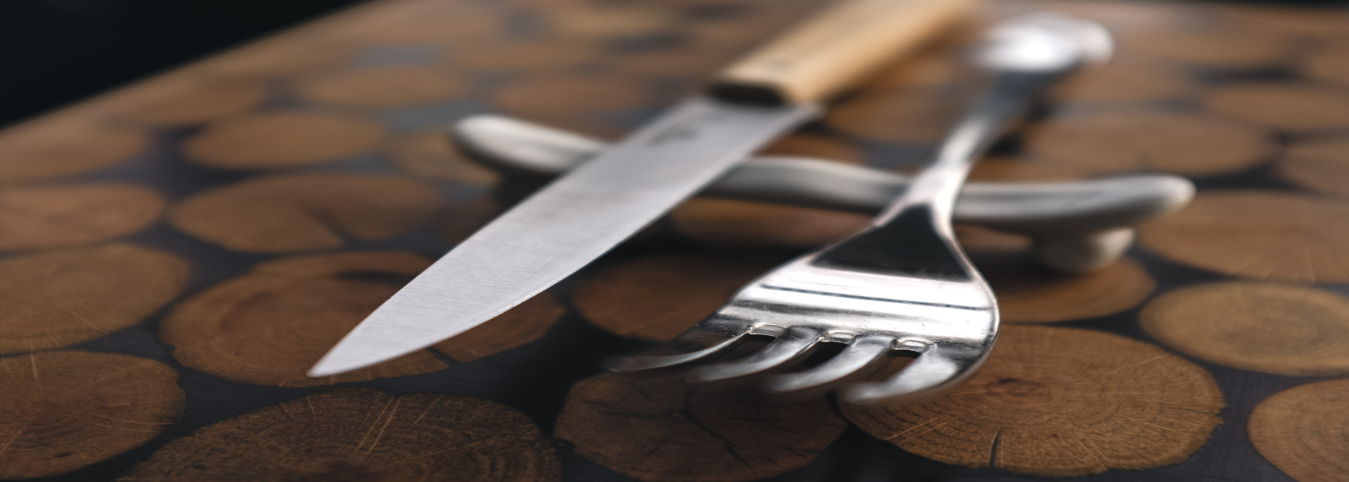 foodiesfeed.com_fork-and-steak-knife-close-up